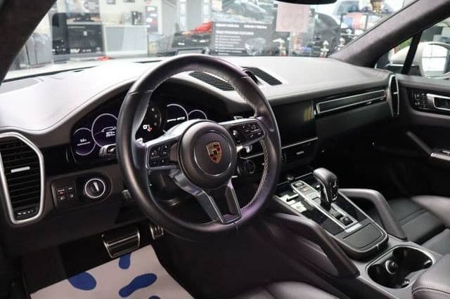 Porsche Cayenne GTS InnoDrive Head-Up Standh. Panorama foto 10