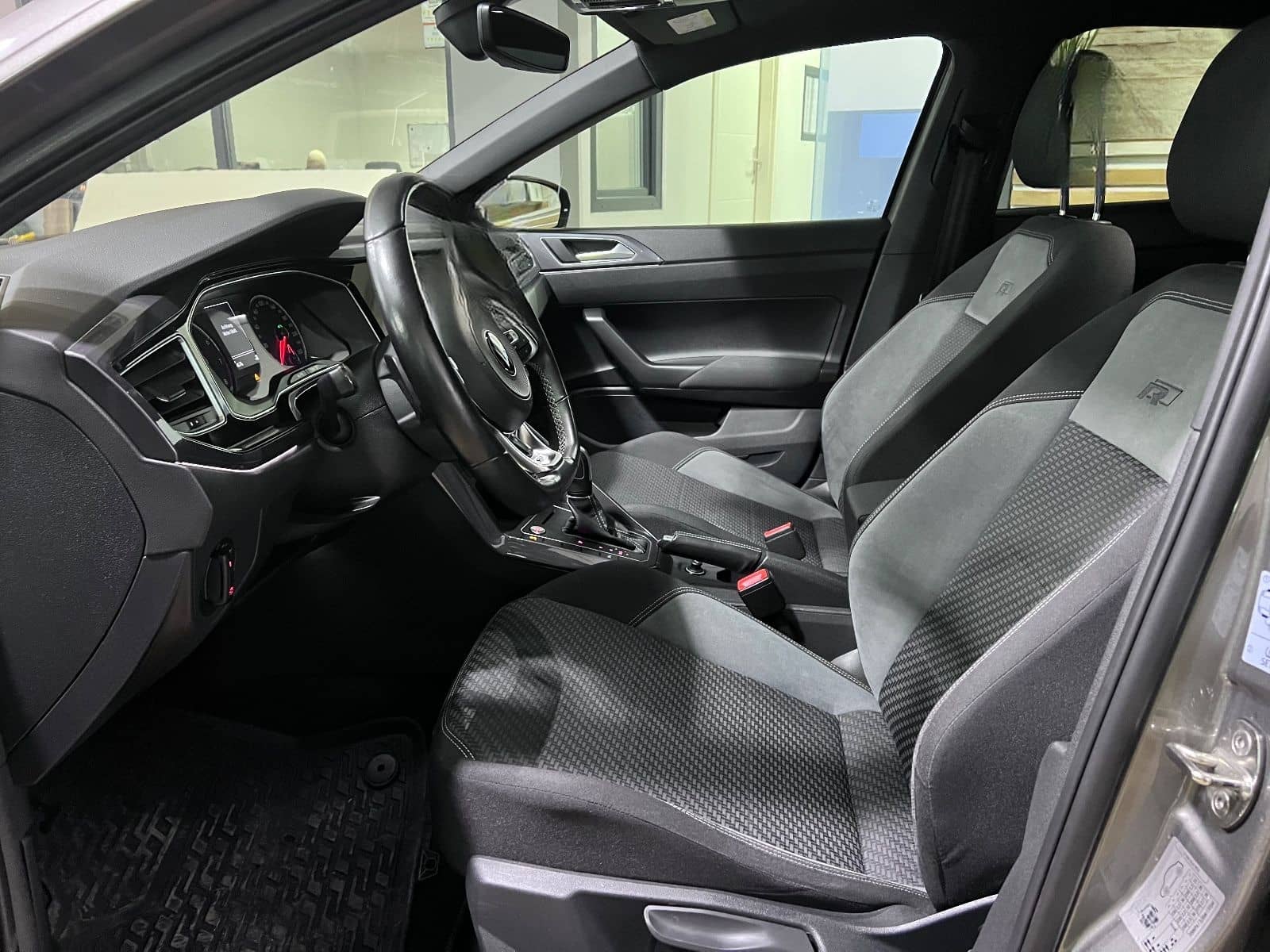 Volkswagen Polo VI R-Line /ACC/Schiebedach/Beats/PDC foto 7