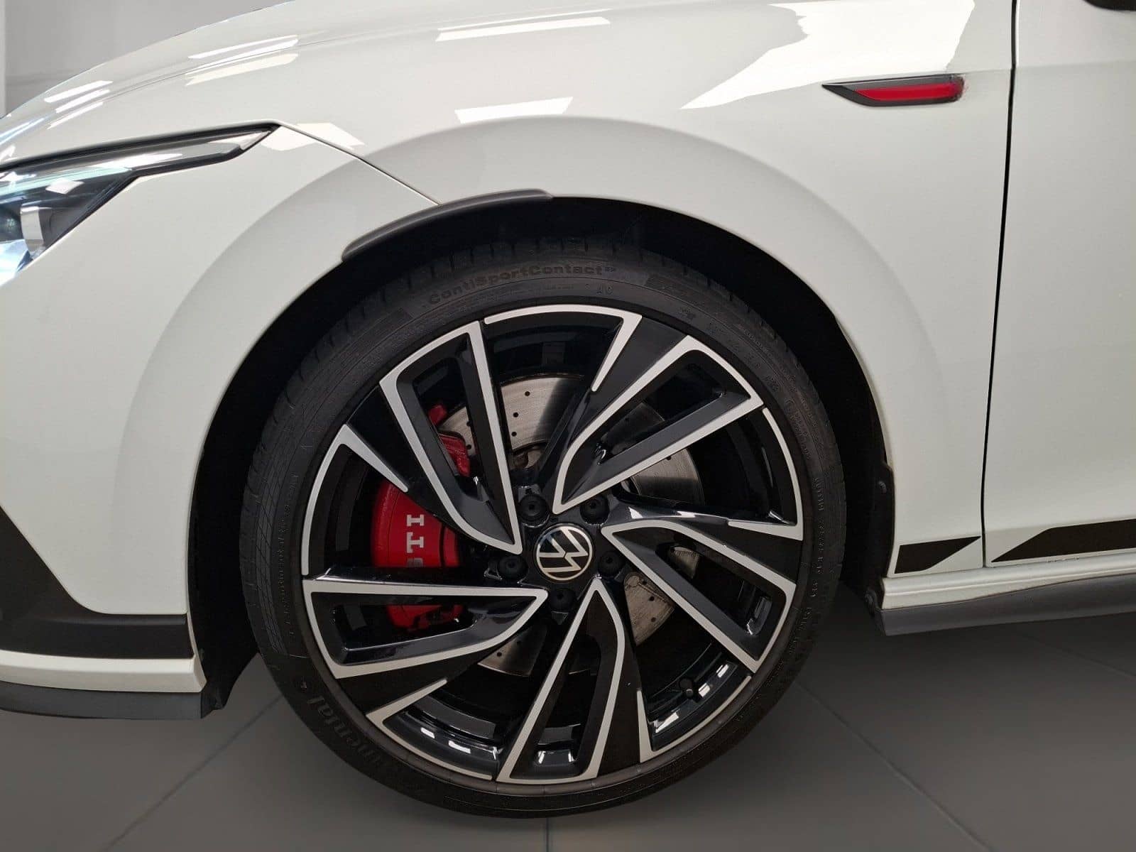 Volkswagen Golf VIII 2.0 TSI GTI Clubsport ACC AUT Alcant. foto 5