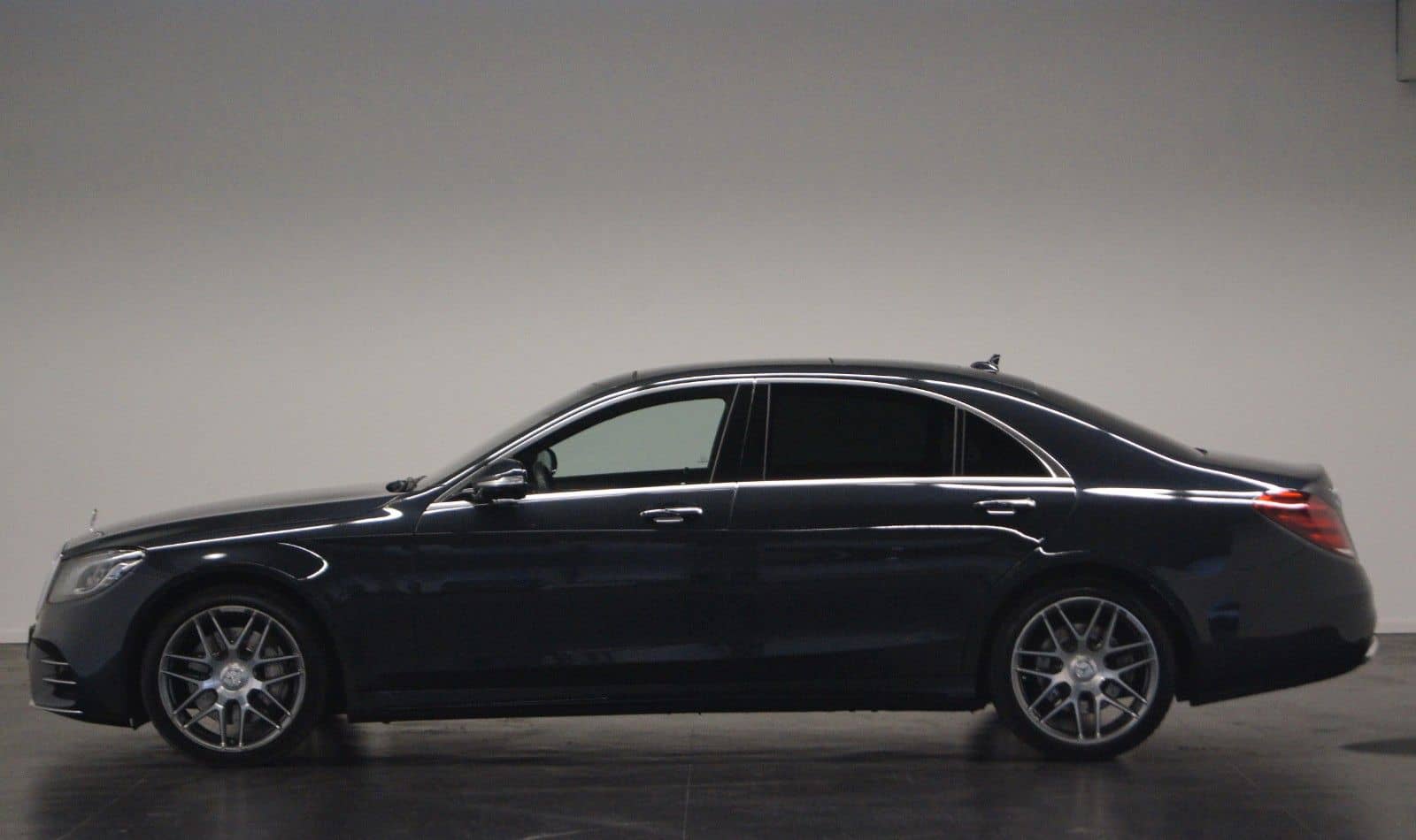 Mercedes-Benz S 400d L 4M AMG|LED|PANO|HUP|STANDHZG|360° foto 3