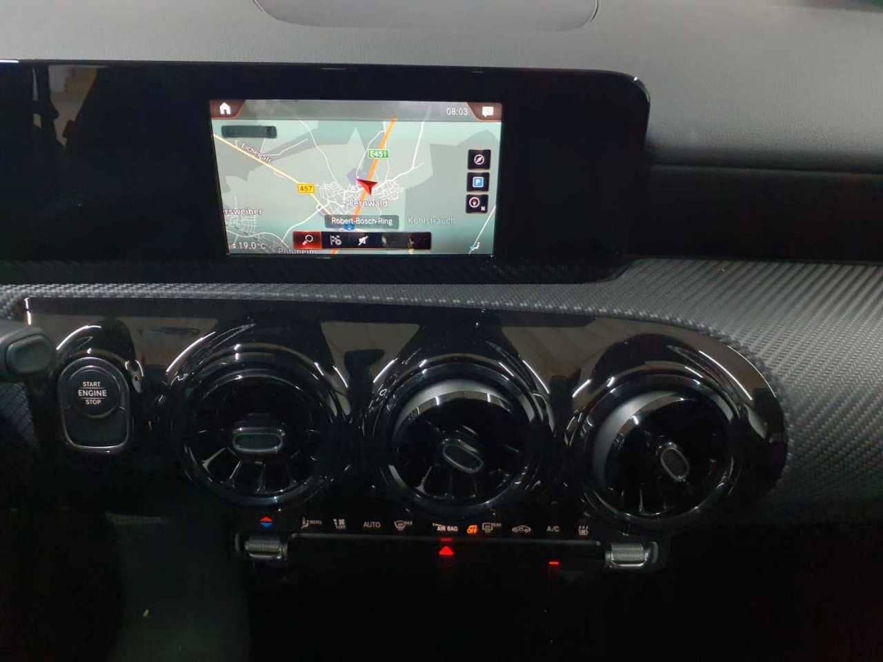 Mercedes-Benz A 250 e 8G-BusiP MBUX KAM SHZ foto 6