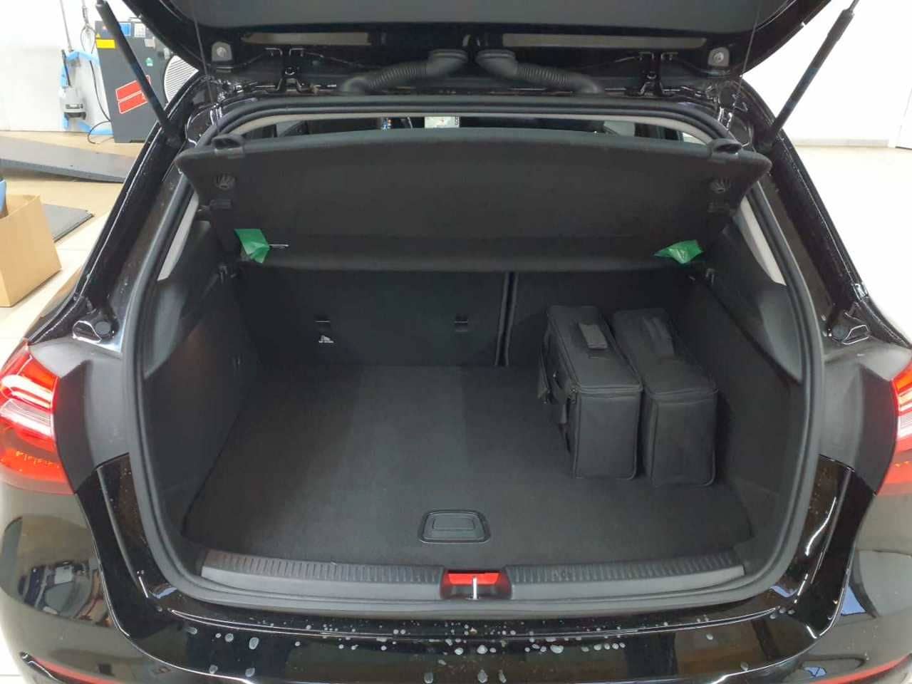 Mercedes-Benz A 250 e 8G-BusiP MBUX KAM SHZ foto 9