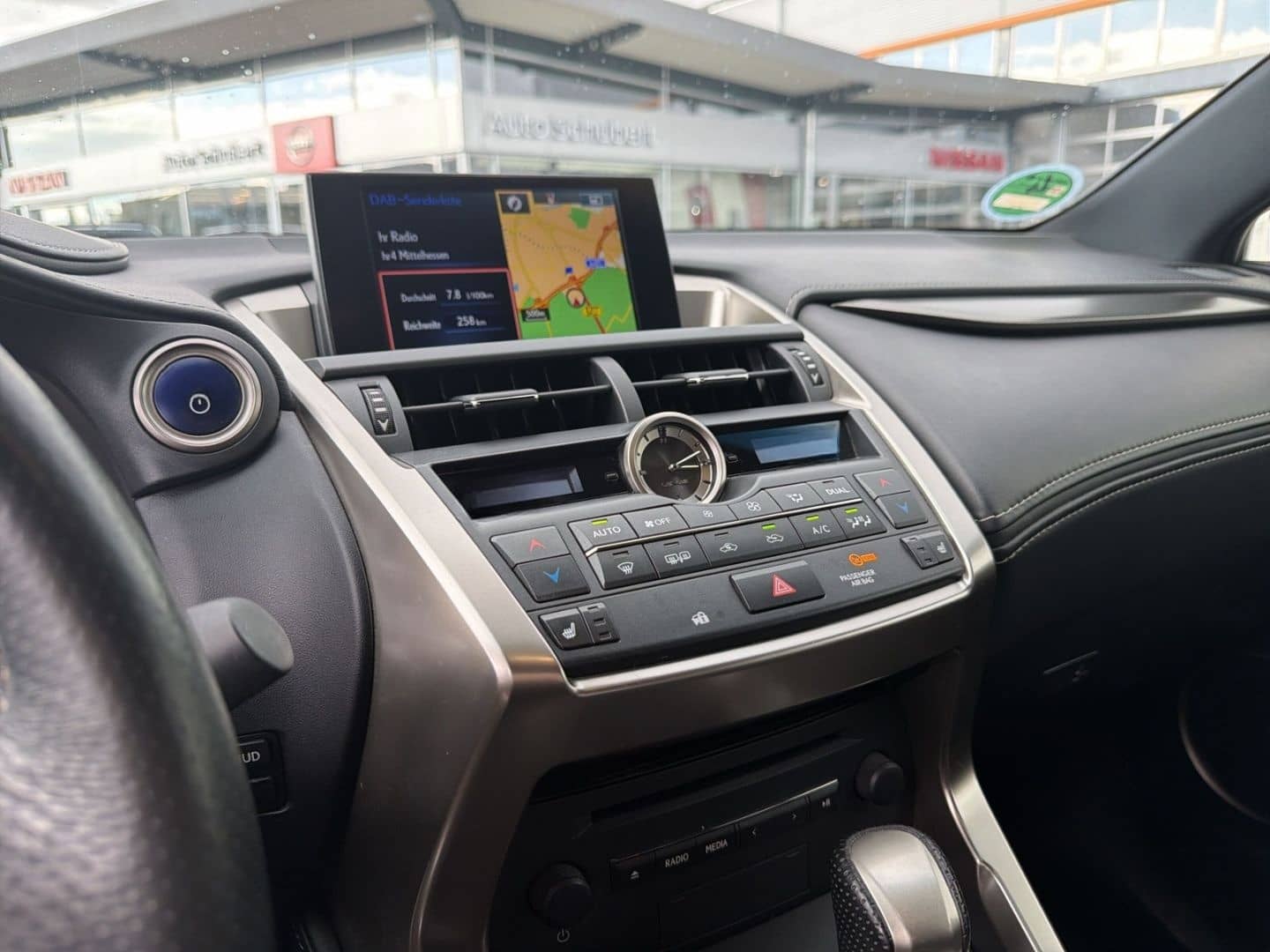 Lexus NX 300h E-Four F-Sport+Navi+Schiebedach+Sitzhzg+ foto 16