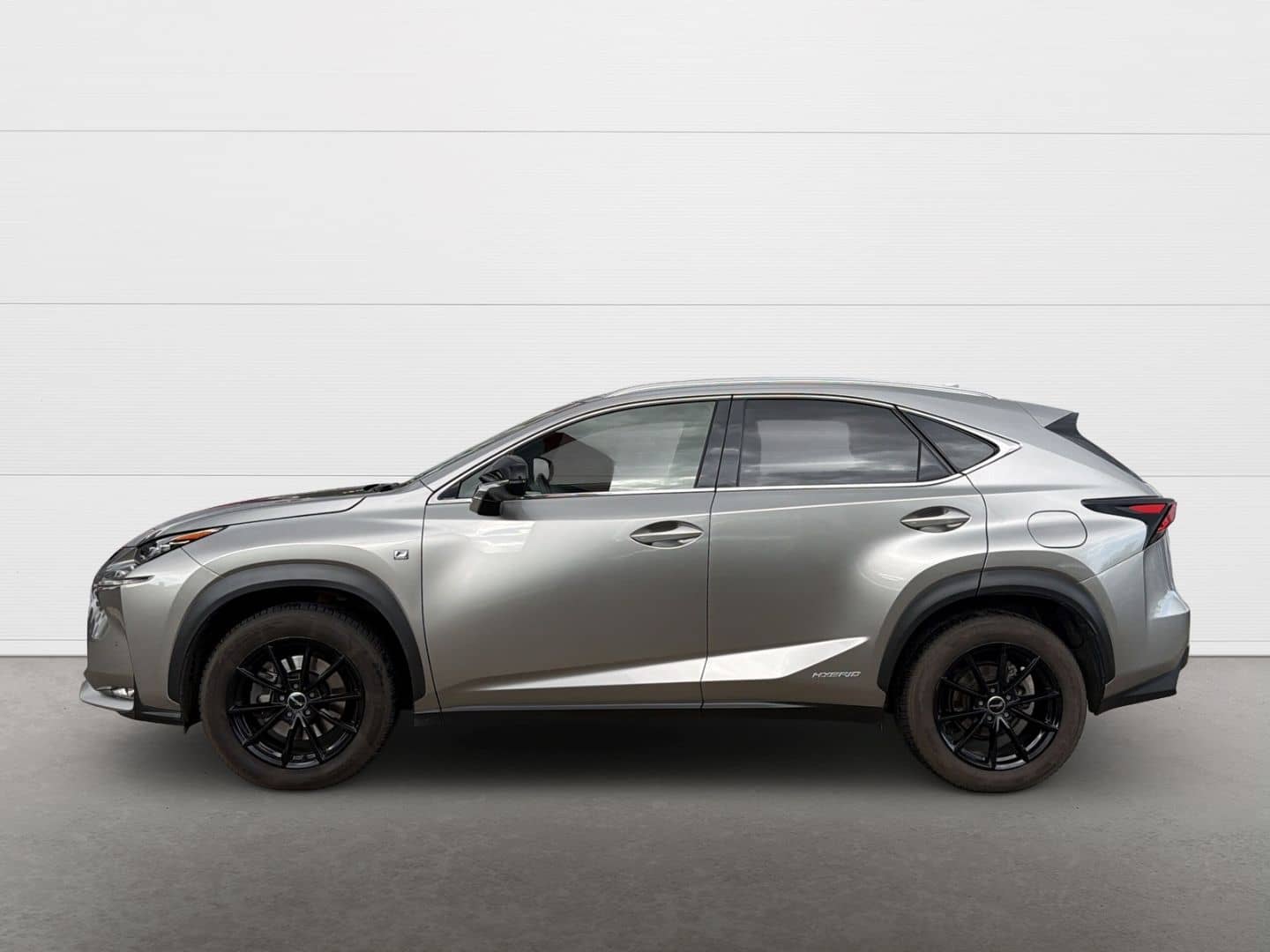 Lexus NX 300h E-Four F-Sport+Navi+Schiebedach+Sitzhzg+ foto 3