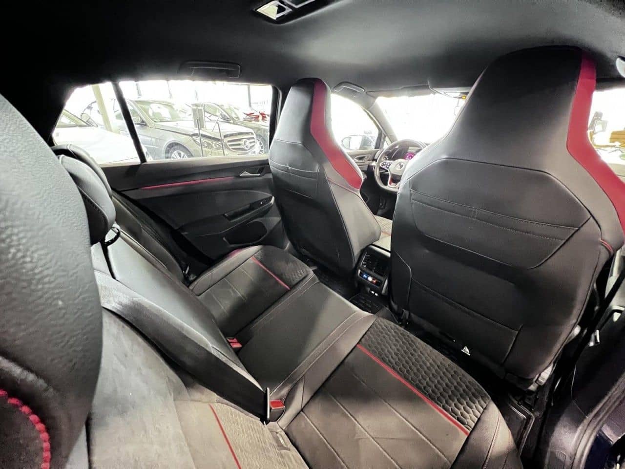 Volkswagen Golf VIII GTI Clubsport Klima Navi Leder foto 10