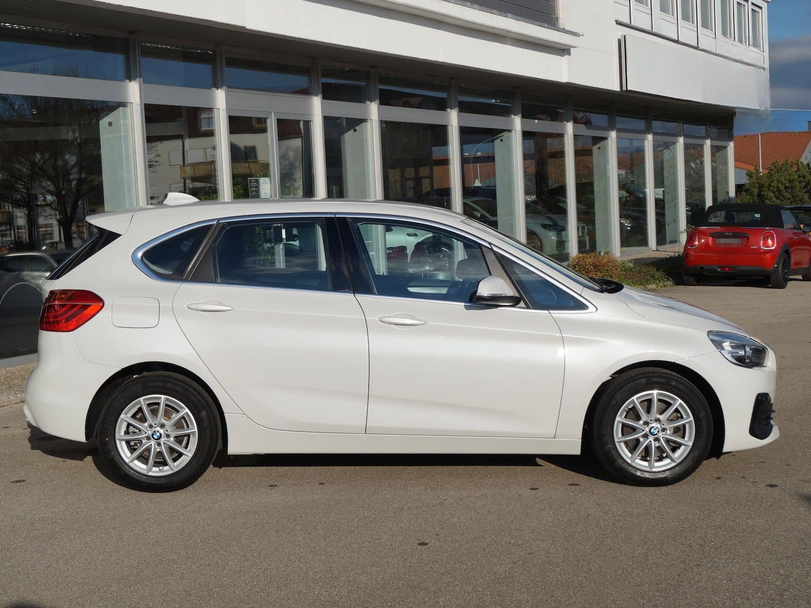 BMW 218 Active Tourer d Aut. Advantage foto 2