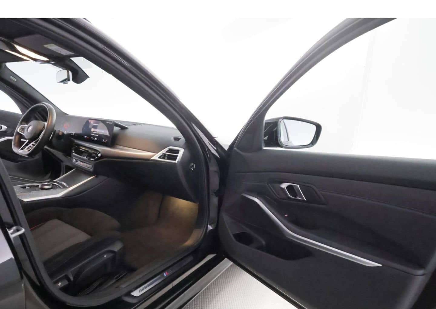 BMW 330 i xDrive Steptronic M Sport+LED+NAVI+KAMERA foto 22