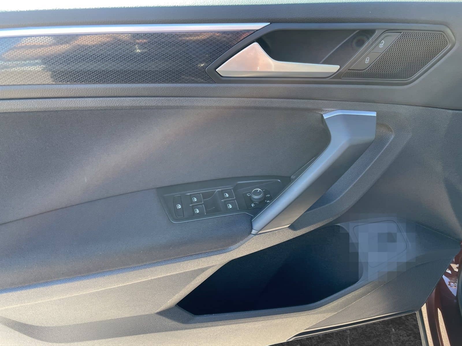 Volkswagen Tiguan 1.5 TSI DSG United  Panodach AHK Navi LED foto 7