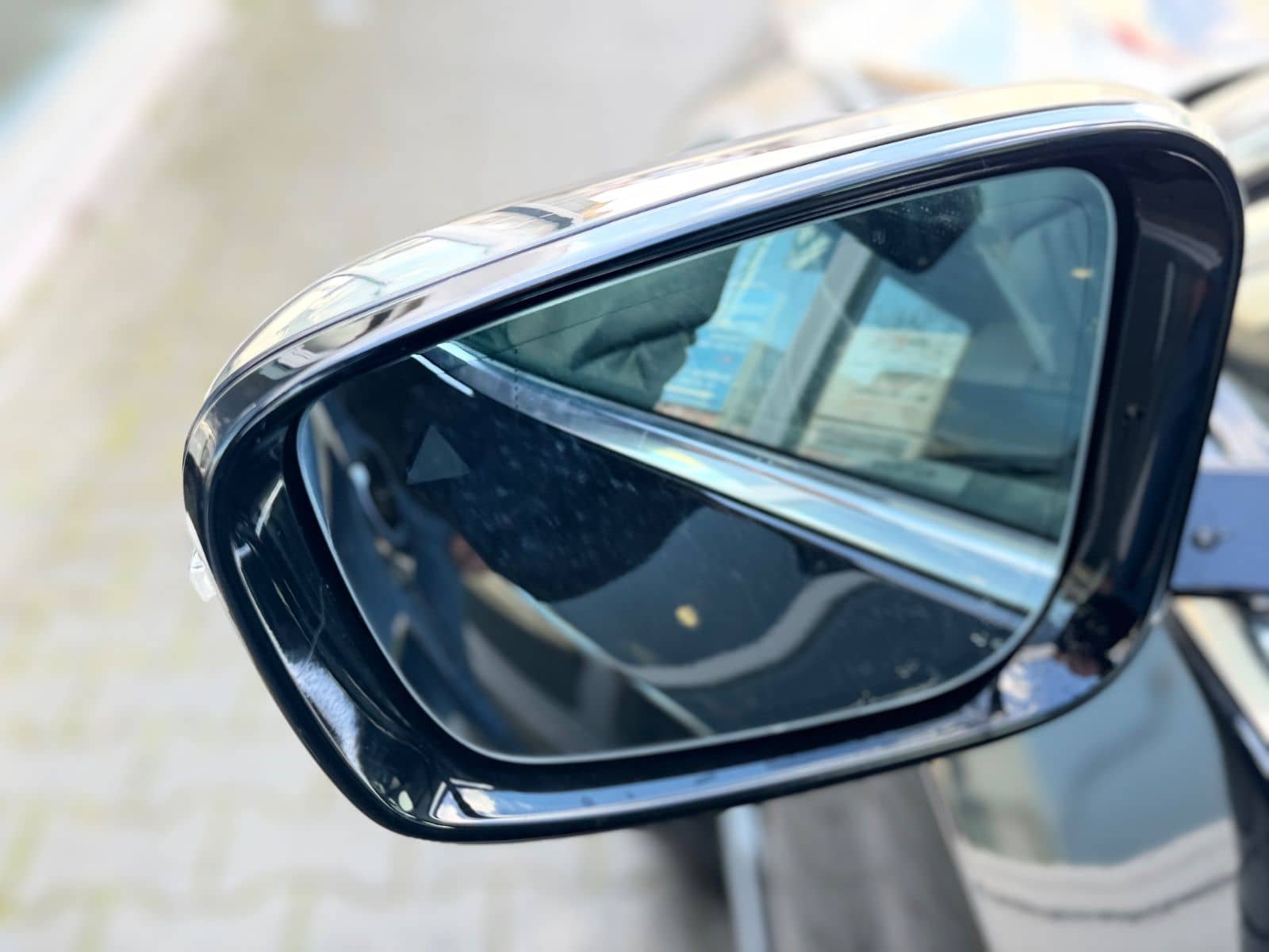 BMW 520 d Lim. Luxury Line LED/VirtualCock/Leder/AHK foto 18