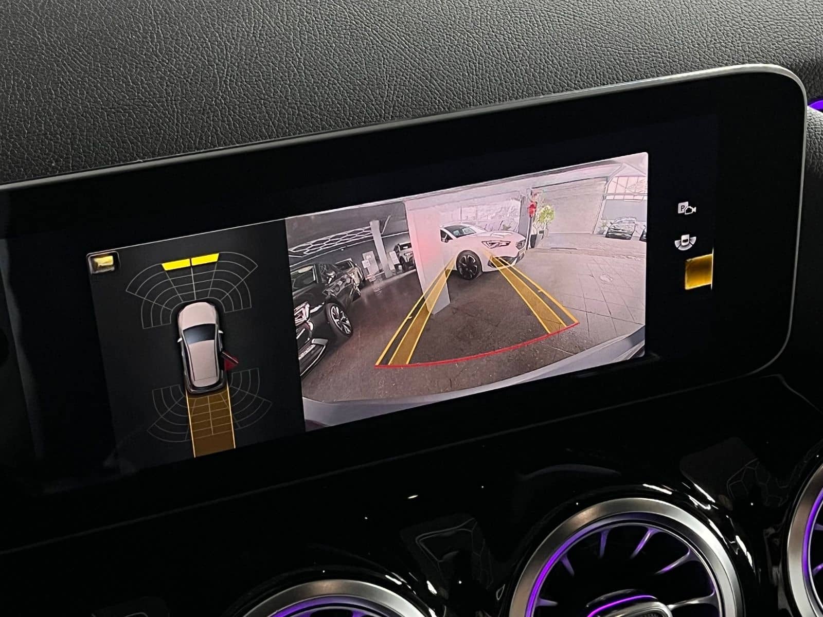 Mercedes-Benz B 200 *AMG LINE SPORTPAKET* LED*AMBIENTE+*KAMERA foto 19