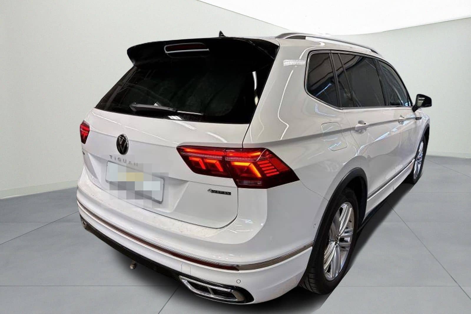 Volkswagen Tiguan Allspace 2.0 TDI R-Line 4M*DSG*AHK*NAV*RF foto 3