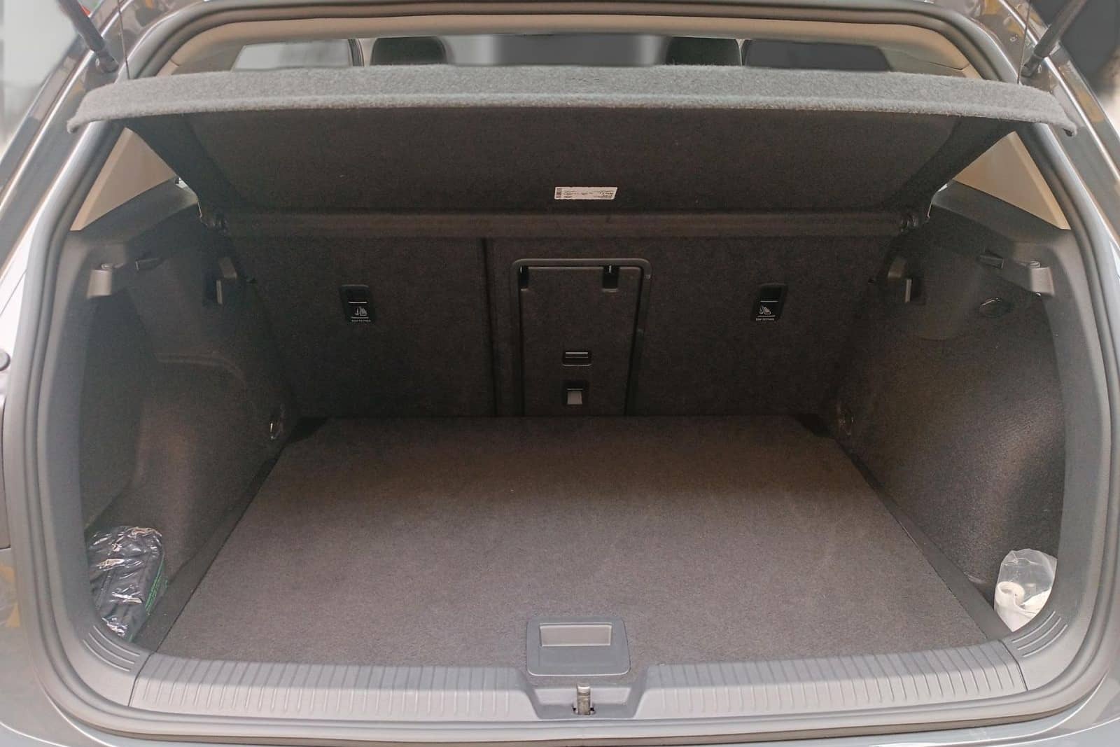 Volkswagen Golf VIII 1.0 eTSI Life DSG *PANO*IQ-MATRIX*HuD* foto 17