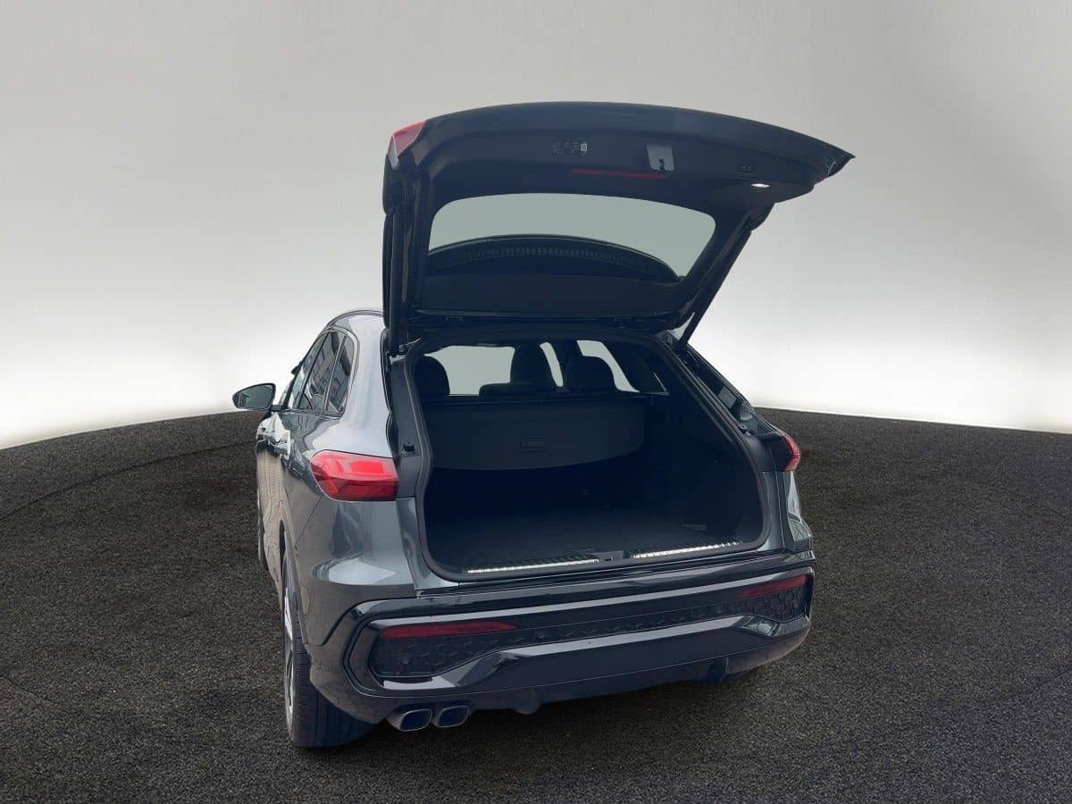 Audi Q5 TDI quattro S tronic 150 kW S line Pano Stand foto 10