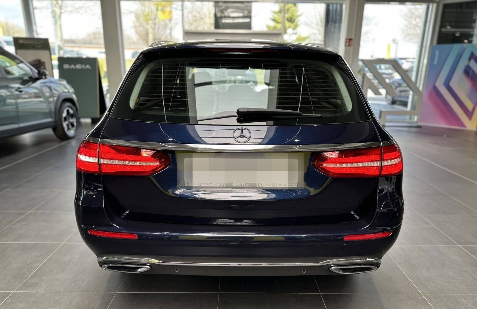 Mercedes-Benz E 300 de T-Modell Exclusive foto 21