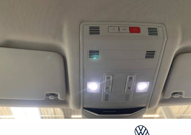 Volkswagen T-Roc STYLE TSI NAVI SITZHEIZUNG EINPARKHILFE LE foto 15