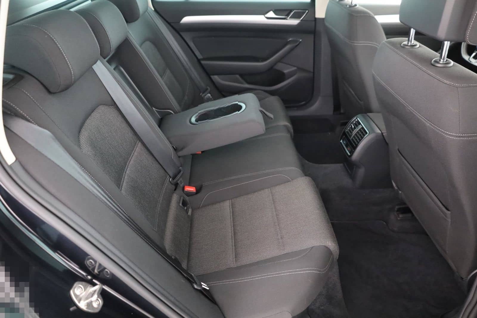 Volkswagen Passat Variant 1.5 TSI Comfortline Navi ACC PDC foto 24