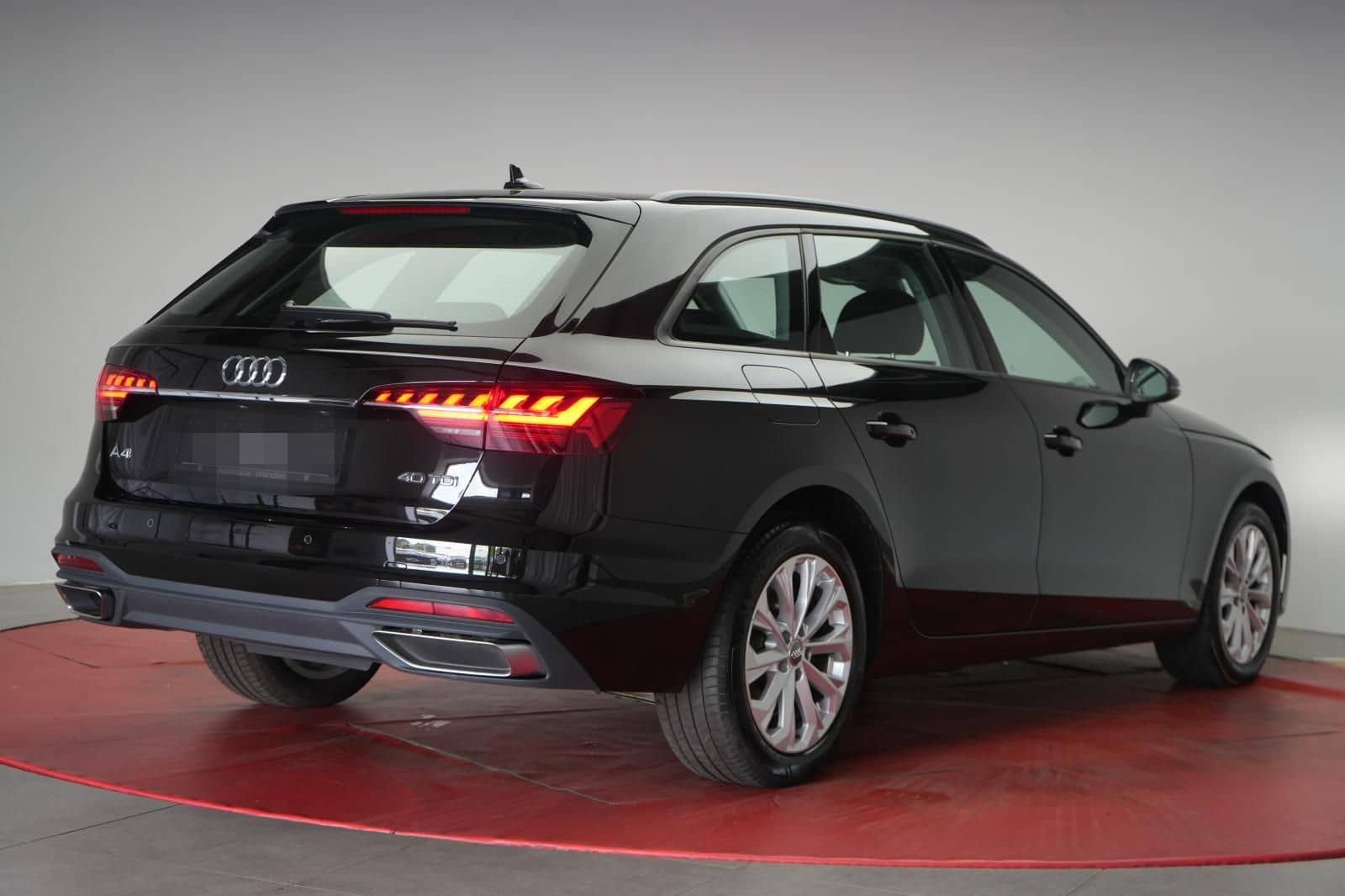 Audi A4 Avant 40 TDI S tronic Navi/Temp/LED/ foto 3