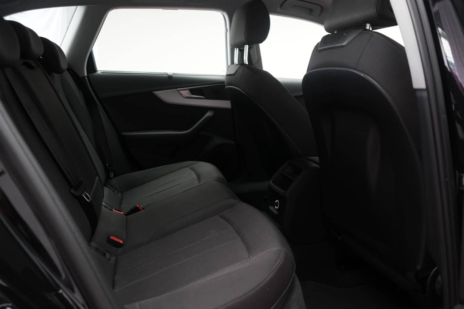 Audi A4 Avant 40 TDI S tronic Navi/Temp/LED/ foto 7