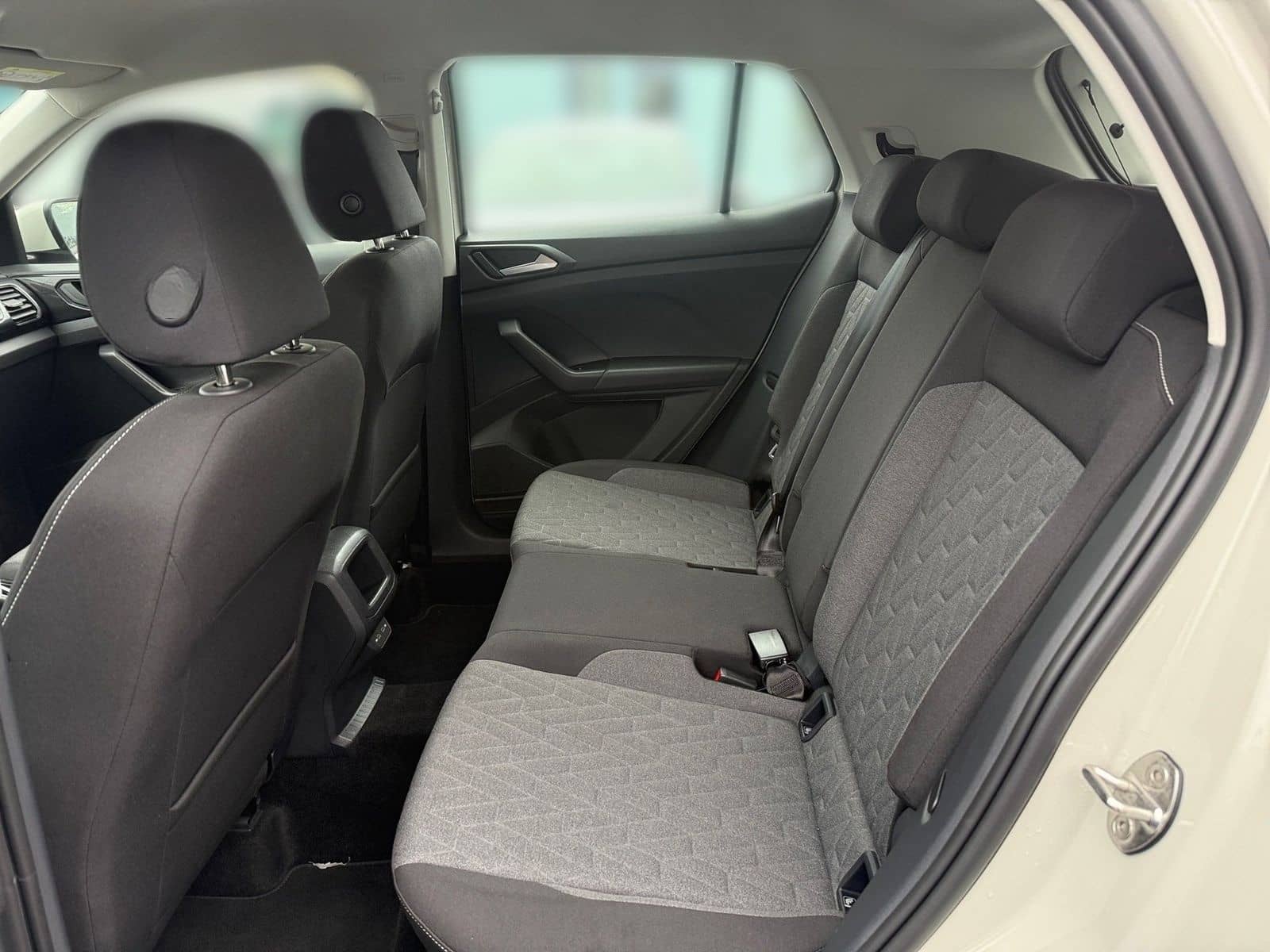 Volkswagen T-Cross Life *AHK*17 LM*NAVI*ACC*LED*PDC*APP CON foto 9