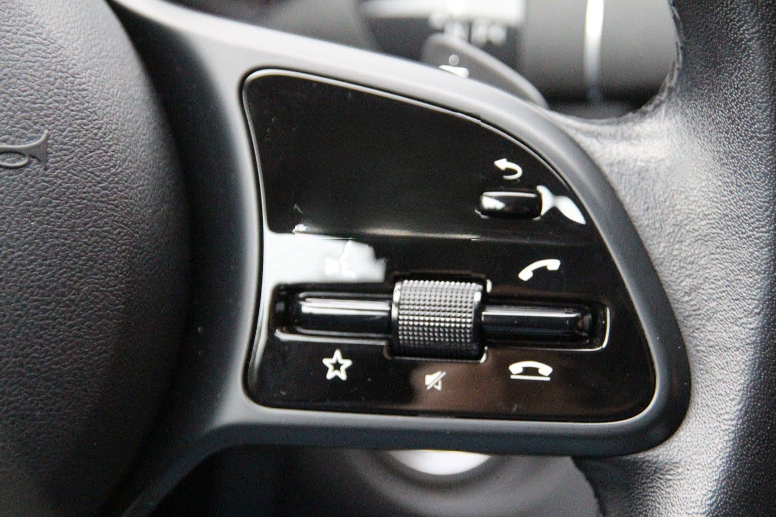 Mercedes-Benz C 200 d Avantgarde LED&Navi&Leder&Kamera foto 22