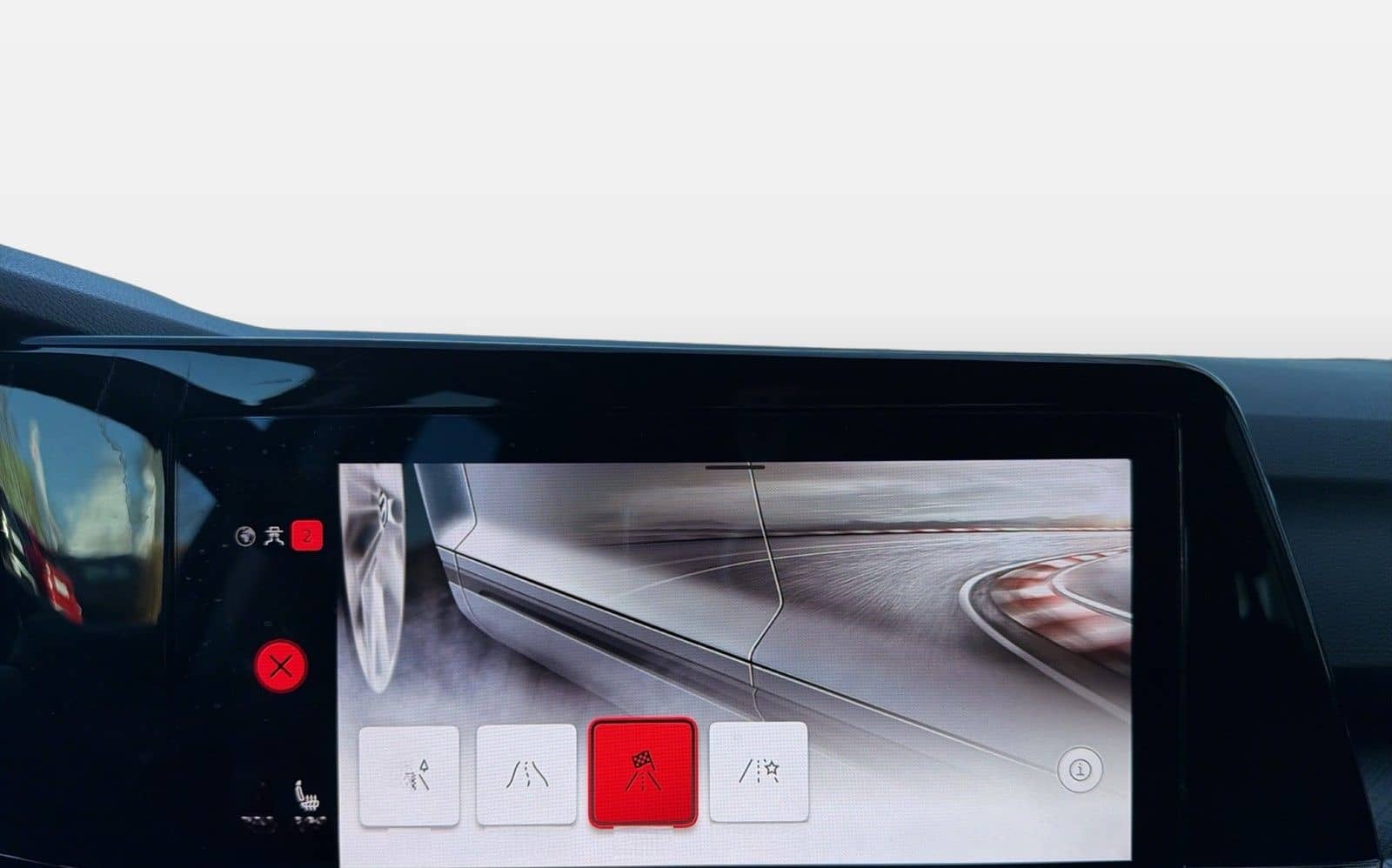 Volkswagen Golf VIII Lim. 1.5 TSI Active STHZ LED+ RFK HuD foto 13