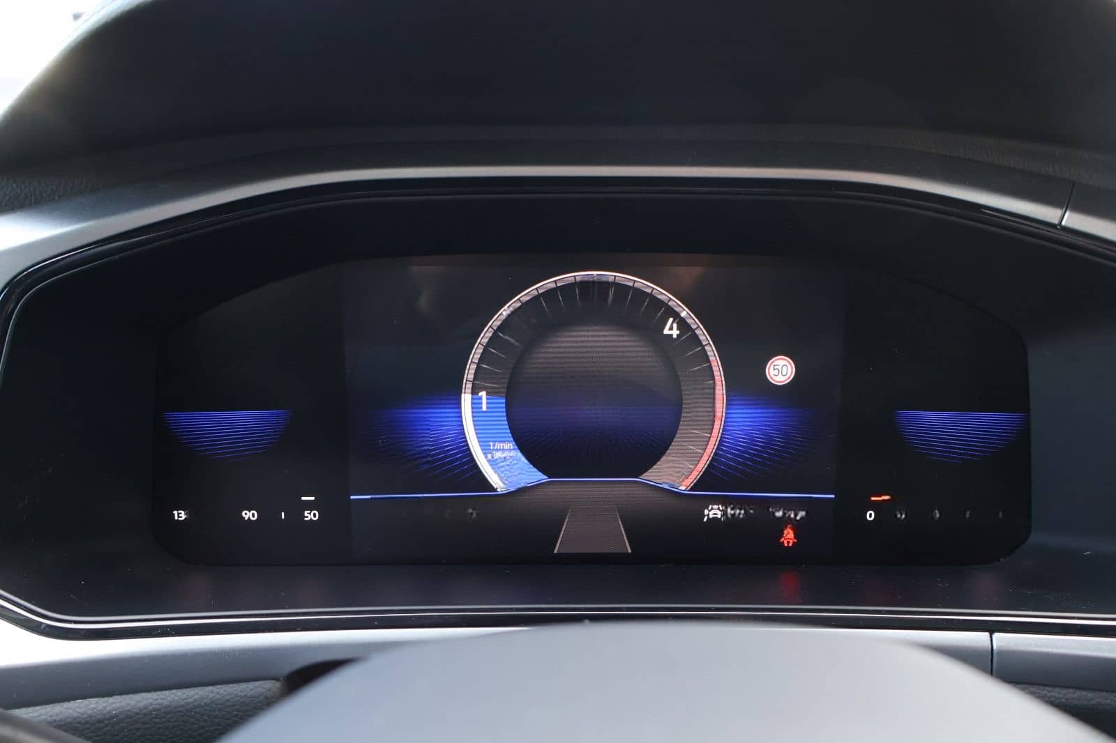 Volkswagen T-Roc 2.0 TDI Life AID+ACC+KAM+LED+CARPLAY+18" foto 8