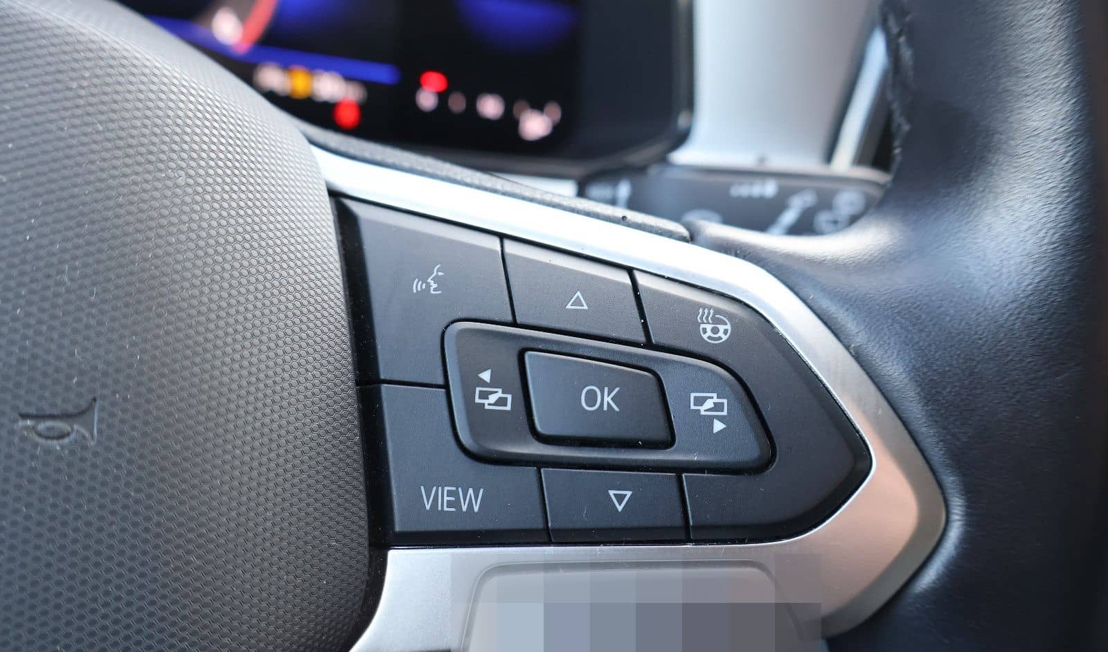 Volkswagen T-Roc 2.0 TDI Life AID+ACC+KAM+LED+CARPLAY+18" foto 10