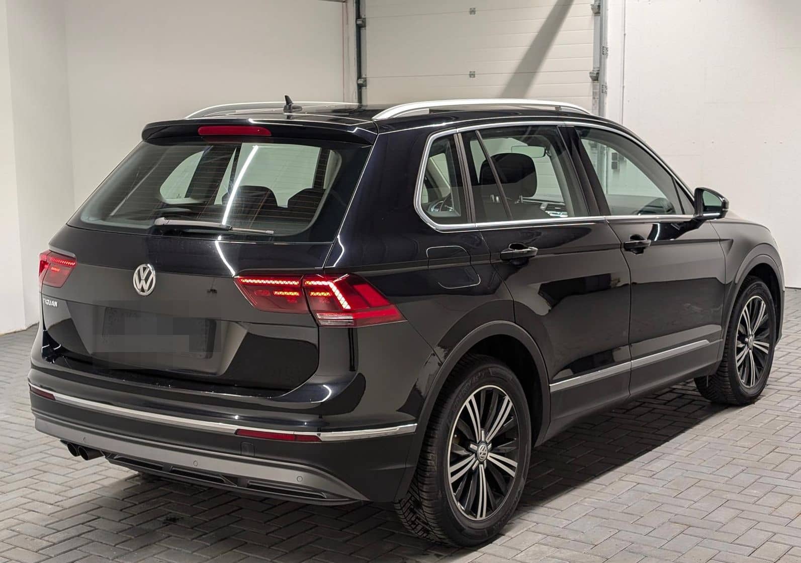 Volkswagen Tiguan Highline LED/Navi/ACC/SHZ/PDC/elHeck/18LM foto 4