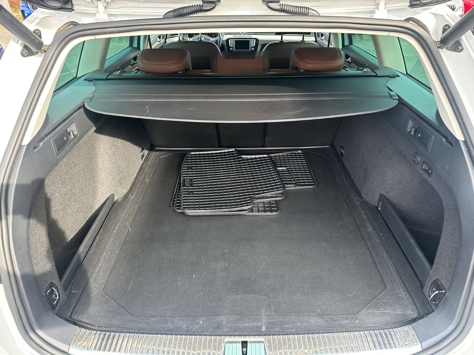 Volkswagen Passat Var. Highline 2.0TDI 4Motion DSG R-Line foto 12