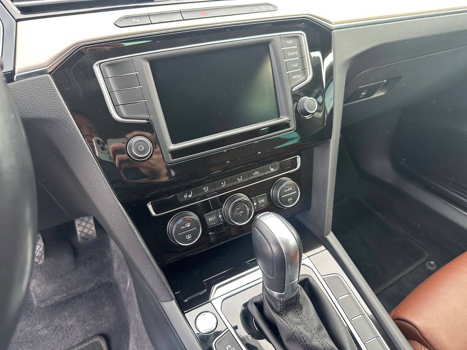 Volkswagen Passat Var. Highline 2.0TDI 4Motion DSG R-Line foto 16