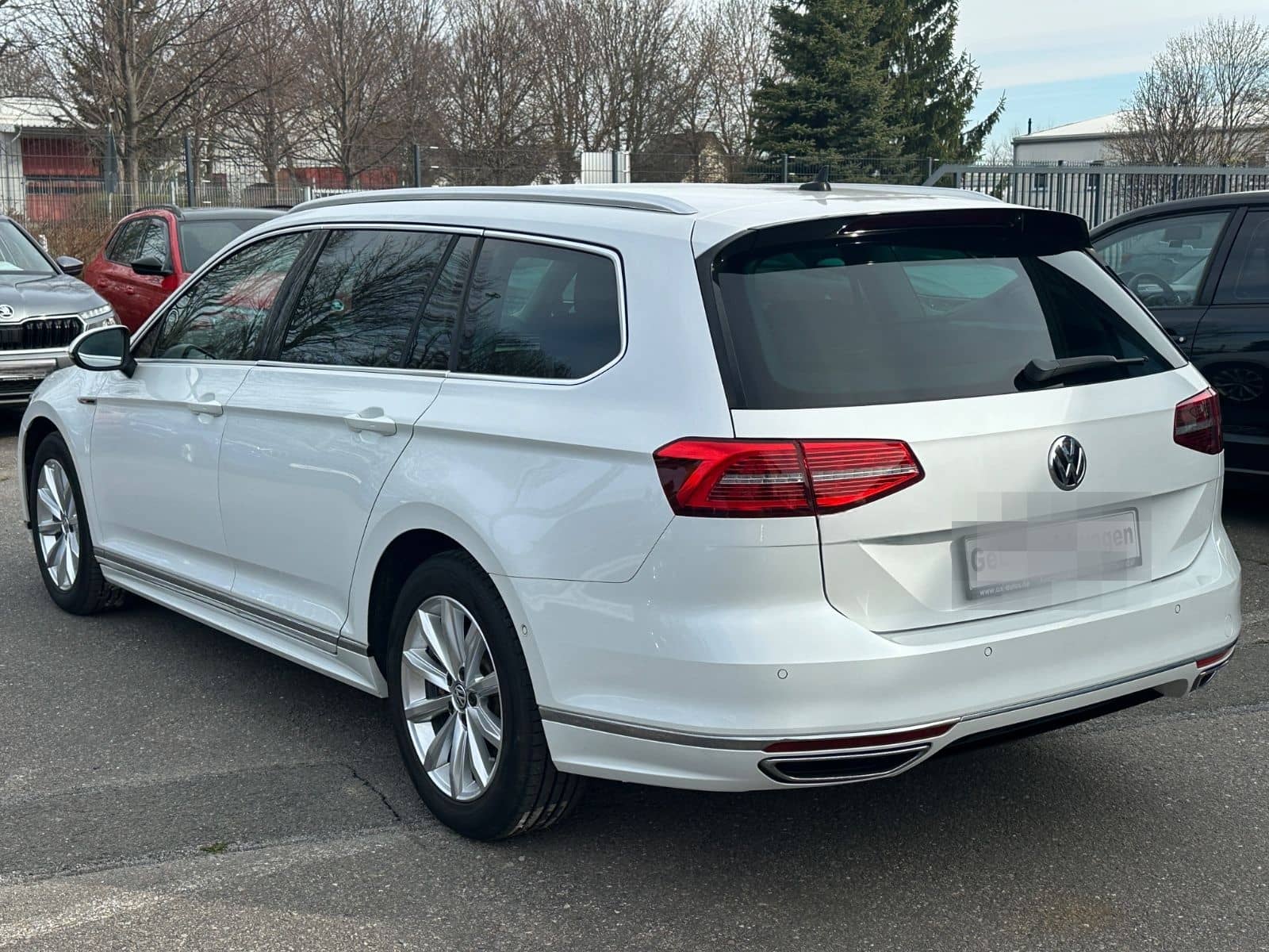 Volkswagen Passat Var. Highline 2.0TDI 4Motion DSG R-Line foto 4