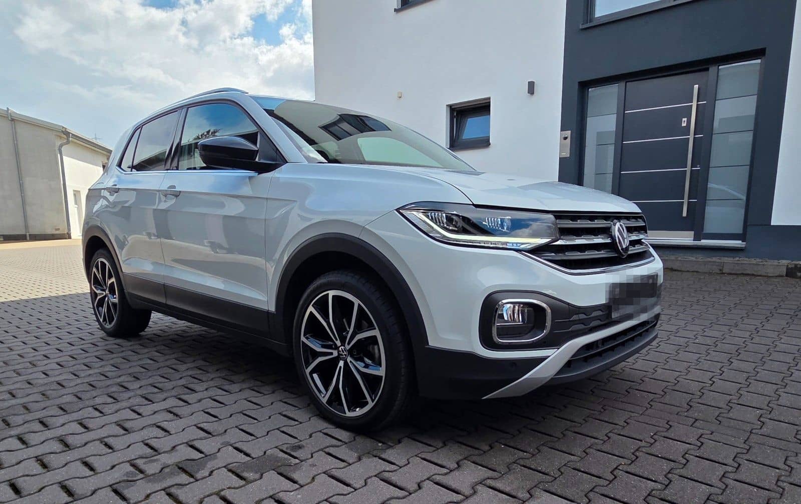 Volkswagen T-Cross Style ACC LED Navi AHK 12 mon.Garantie foto 1