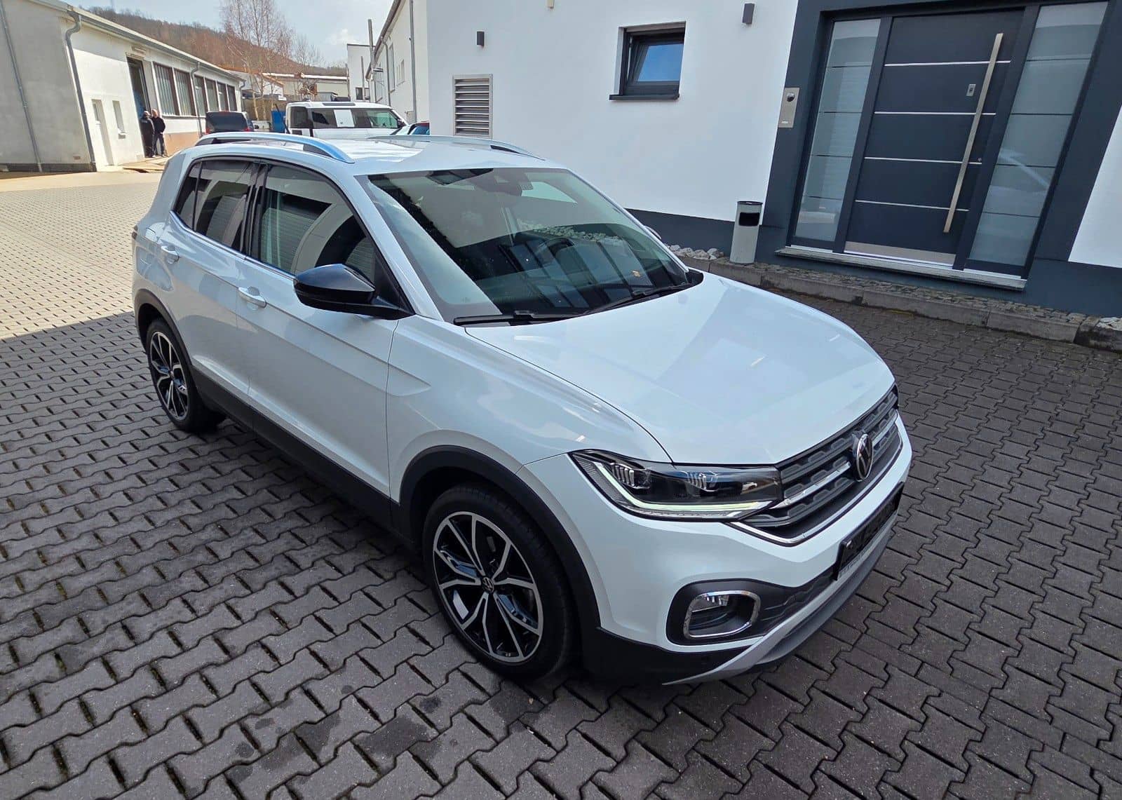 Volkswagen T-Cross Style ACC LED Navi AHK 12 mon.Garantie foto 2