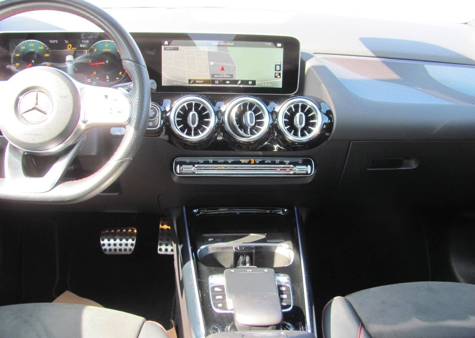 Mercedes-Benz B 200 d AMG foto 7