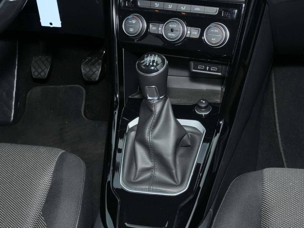 Volkswagen T-Roc 1.5 TSI Style NAVI DAB ACC PDC foto 11