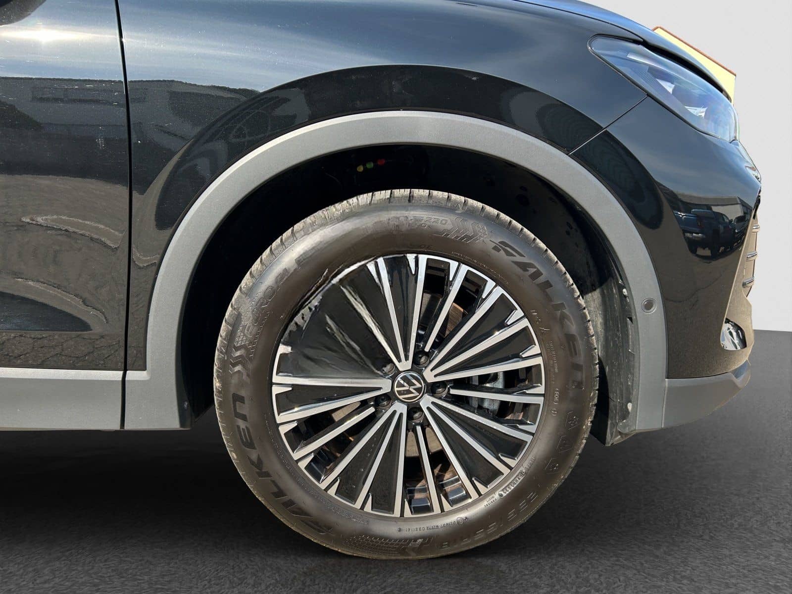 Volkswagen Tiguan 2.0 TDI DSG Goal NAVI AHK KAMERA DIG.COCK foto 12