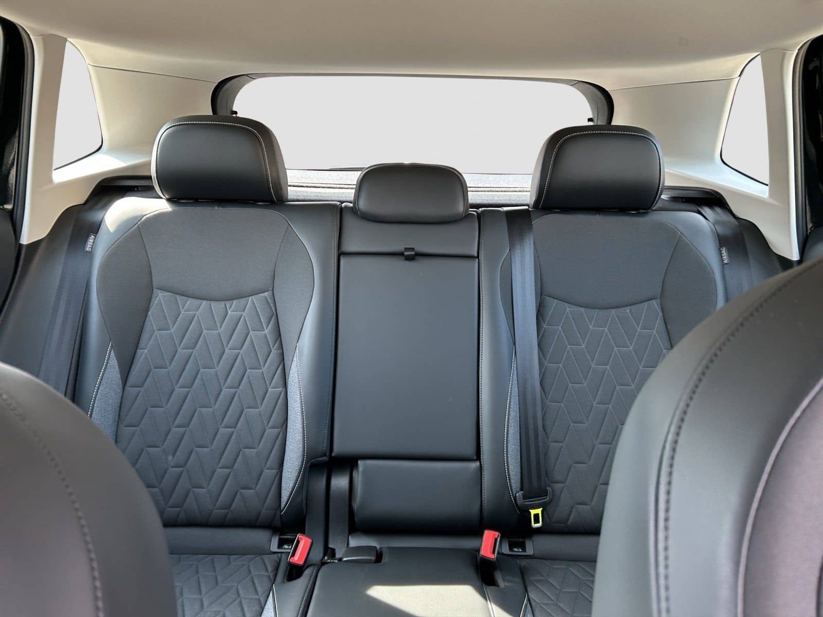 Volkswagen Tiguan 2.0 TDI DSG Goal NAVI AHK KAMERA DIG.COCK foto 17