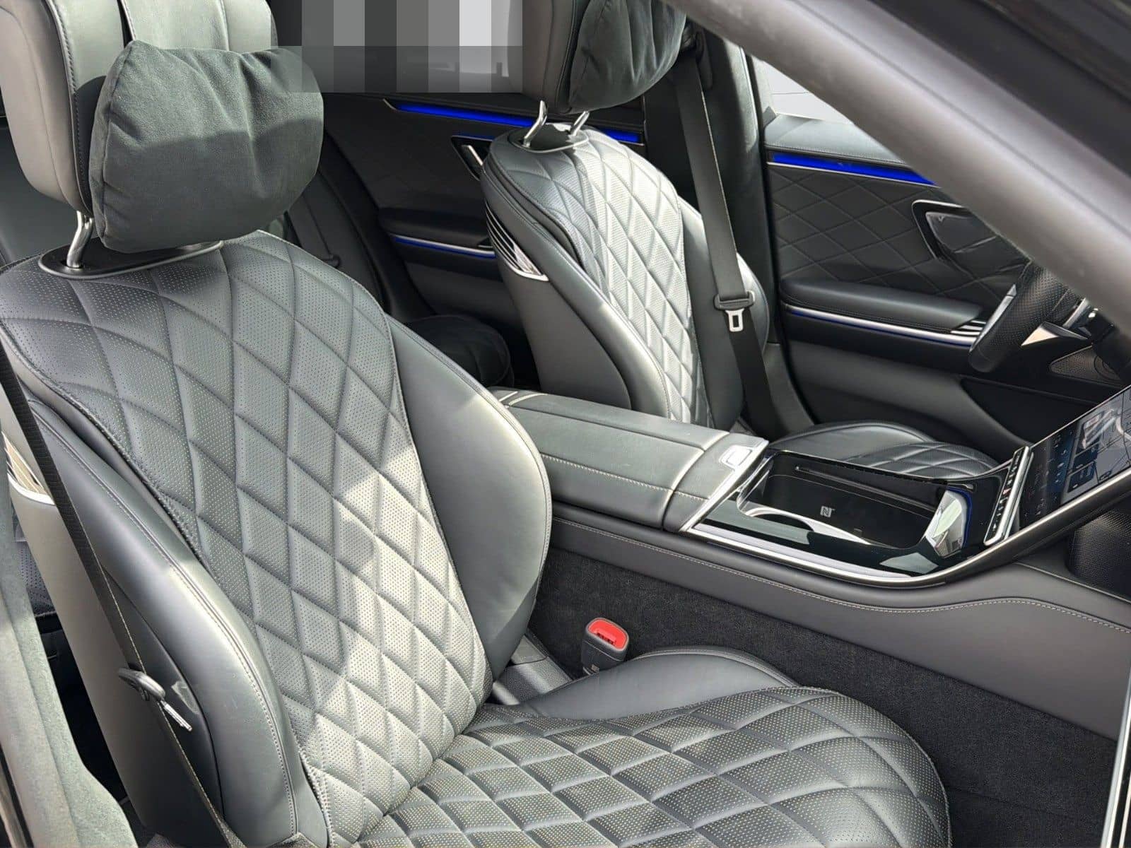 Mercedes-Benz 4Matic AMG Head-UP Burmester PANO Memory foto 10