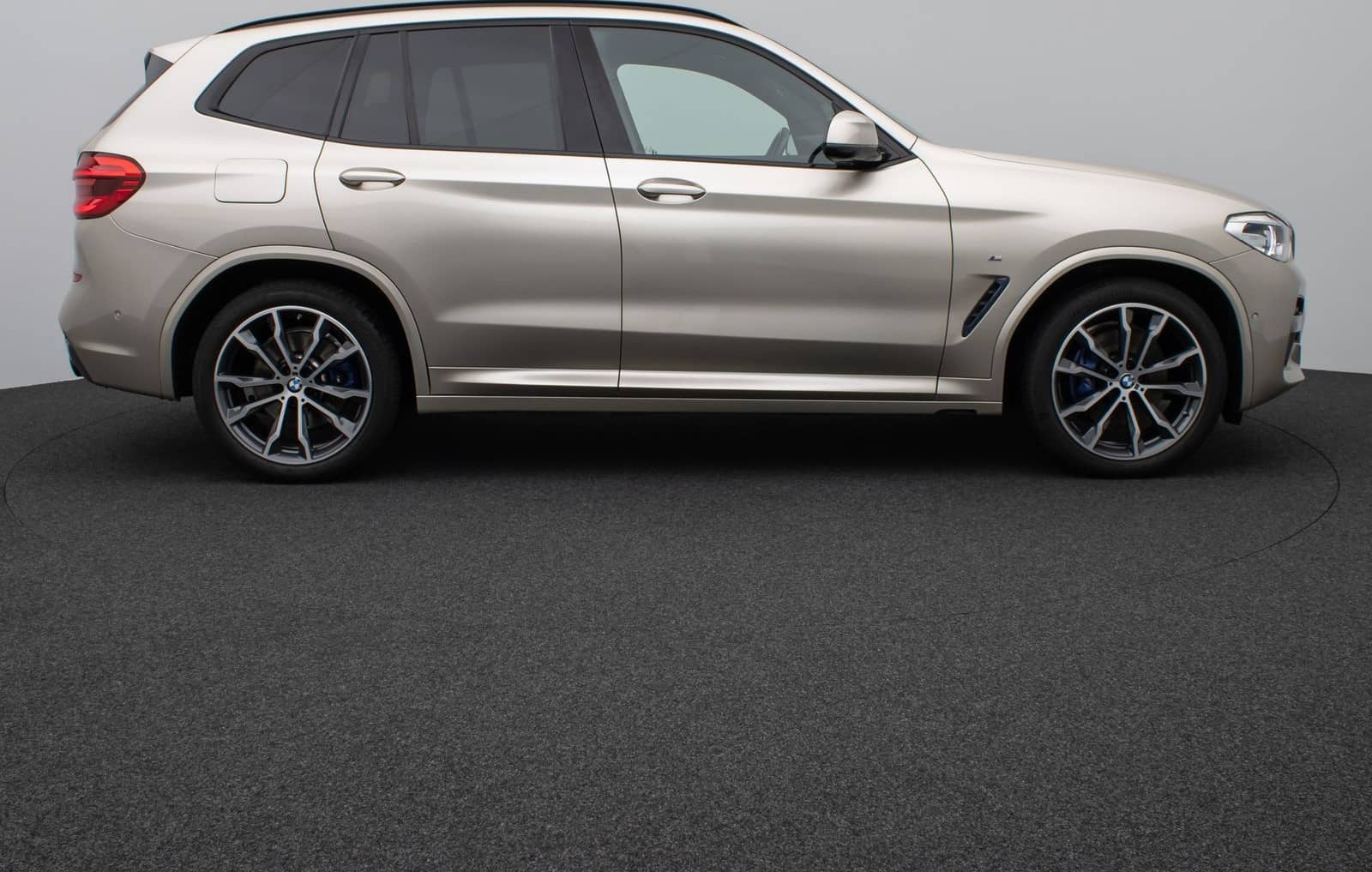 BMW X3 xD30d M Sport Panorama Kamera DAB HiFi DisKey foto 5