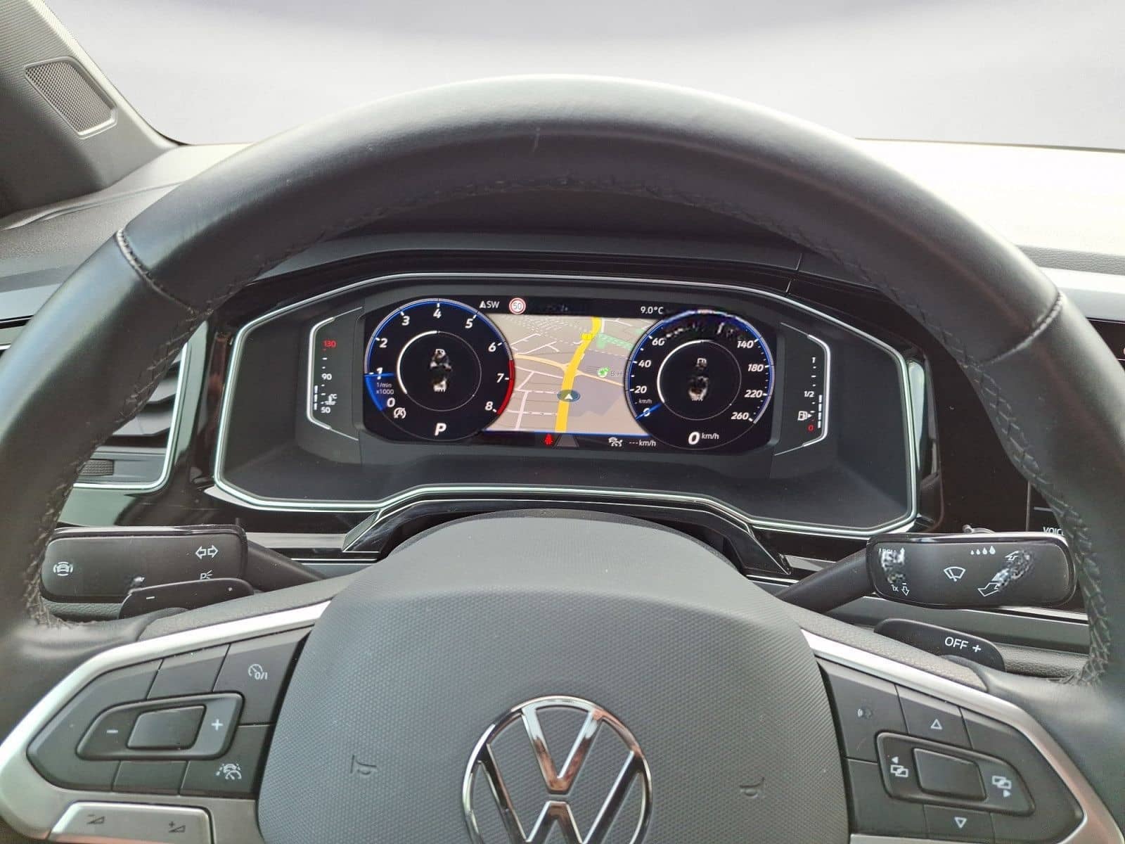 Volkswagen Taigo 1.0 TSI R-LINE foto 8