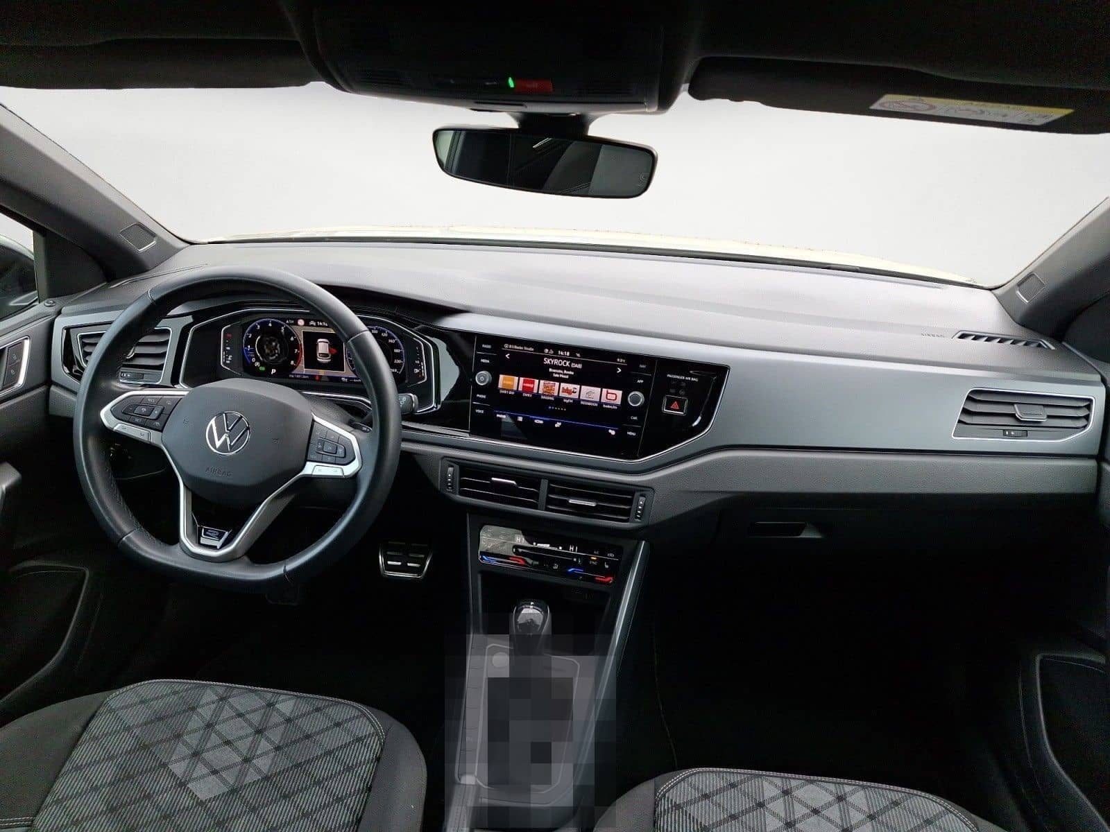 Volkswagen Taigo 1.0 TSI R-LINE foto 9