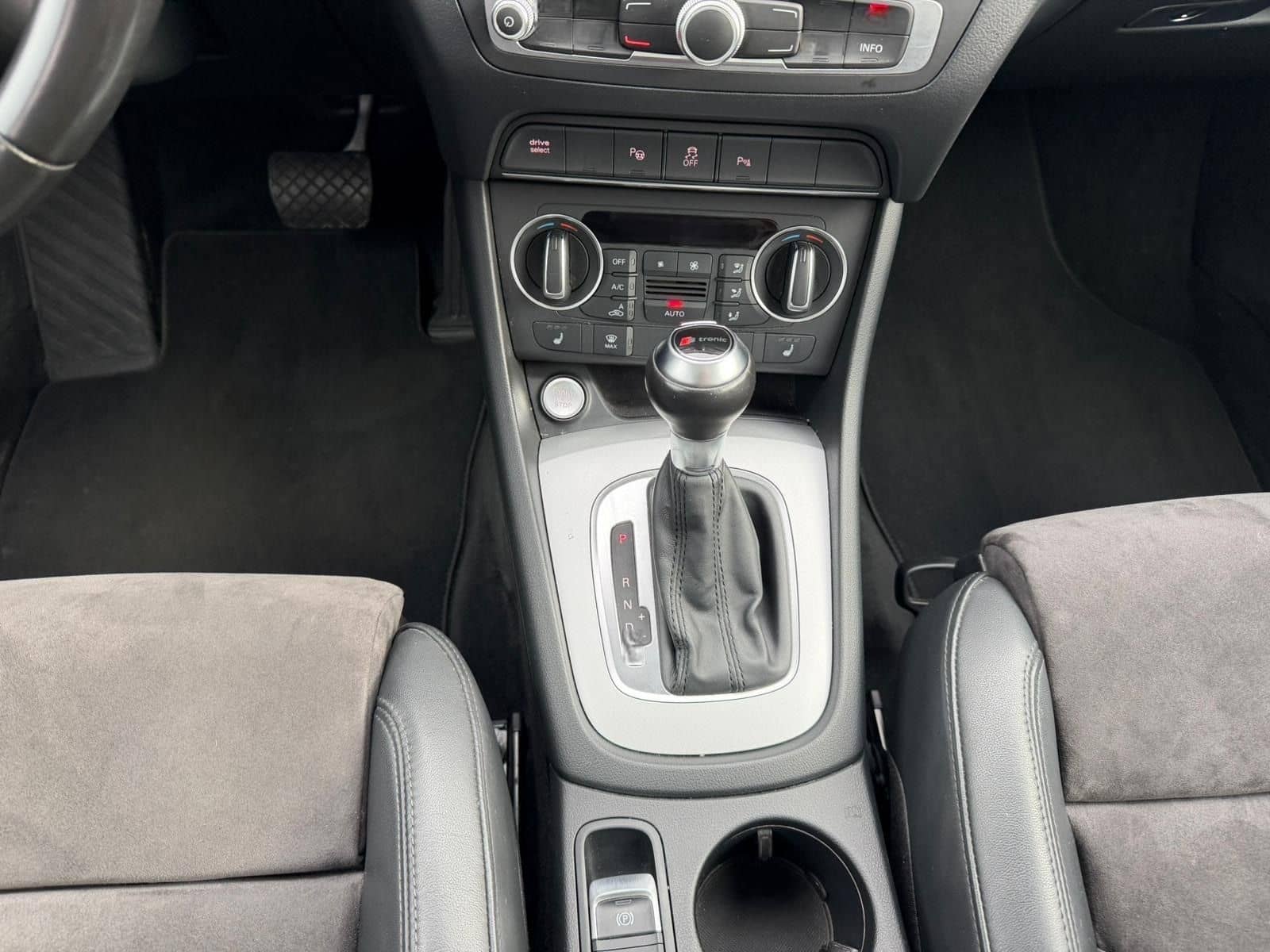 Audi Q3 2.0 TDI quattro Sport*el.Heckkl.,Navi,Kamera* foto 13