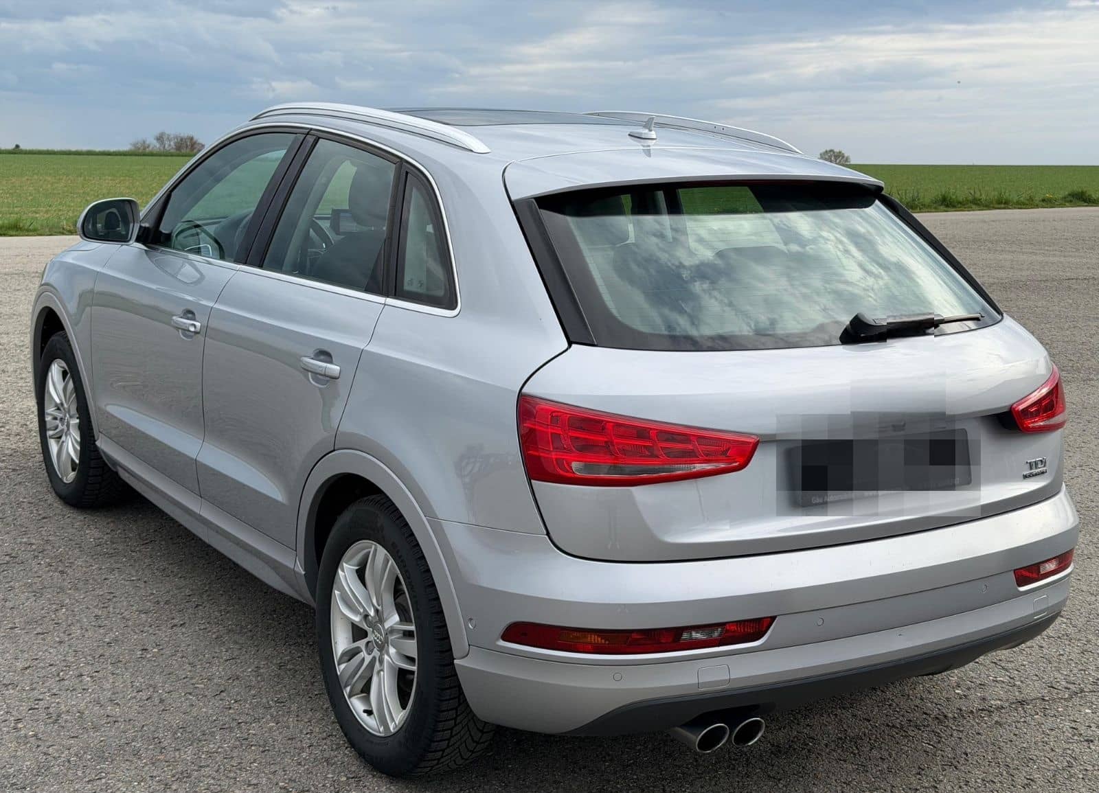 Audi Q3 2.0 TDI quattro Sport*el.Heckkl.,Navi,Kamera* foto 4