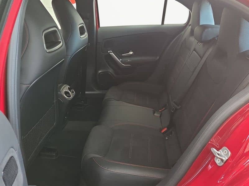 Mercedes-Benz A 250 4M AMG 360 KAMERA SOUND PANORAMA PREMIUM foto 17