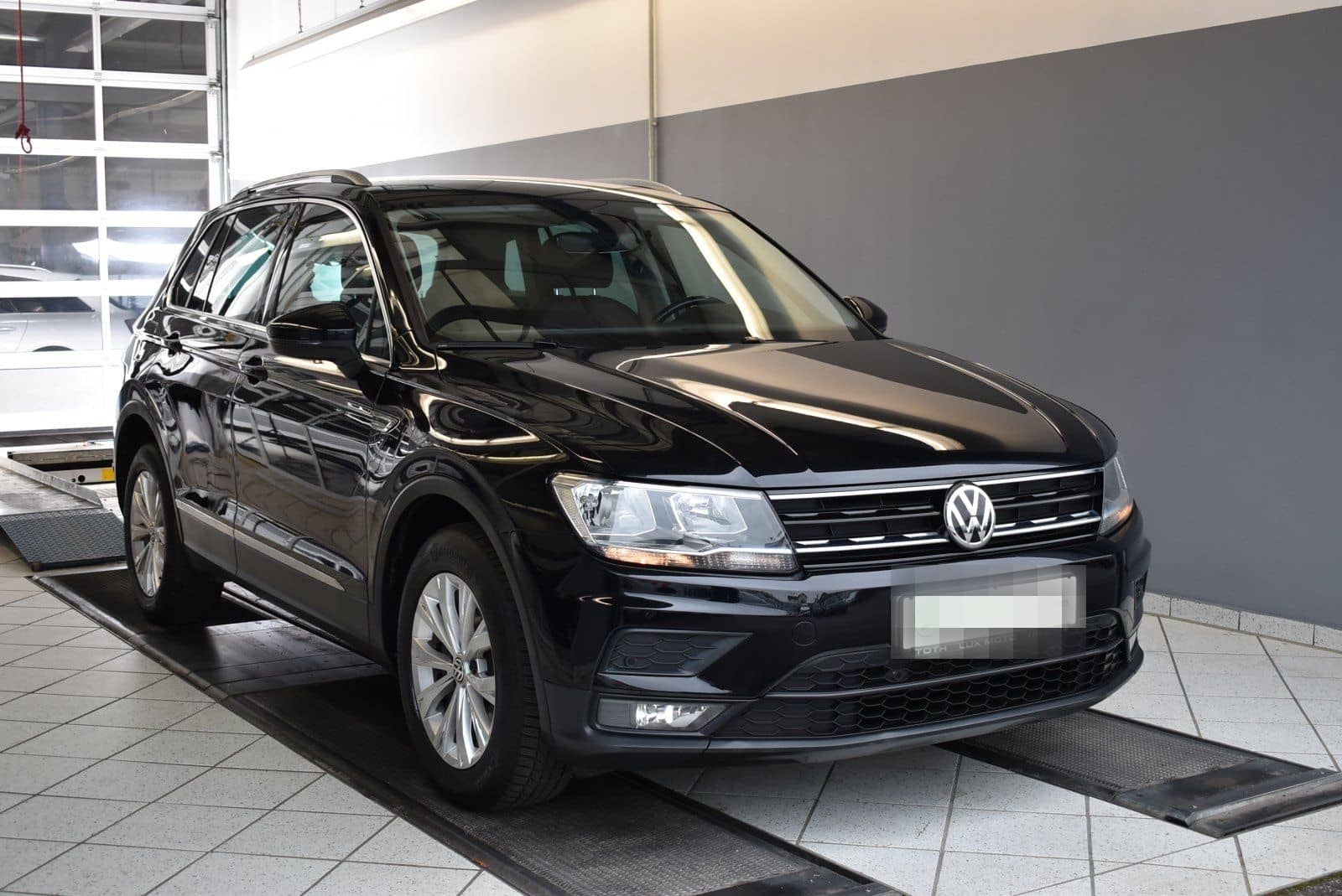 Volkswagen Tiguan 2.0TDI Comfortline DSG Navi*Klima*PDC foto 4