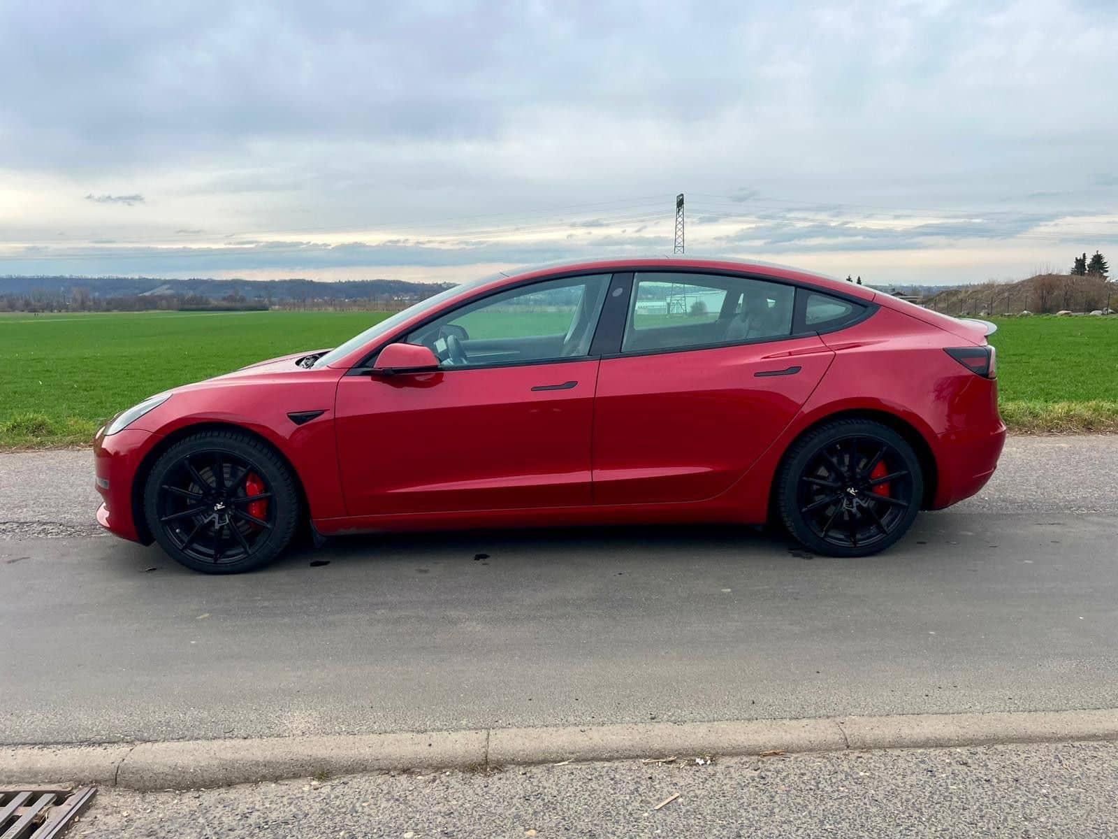 Tesla Model 3 Performance Dual AWD Autopilot 8xBereift foto 6