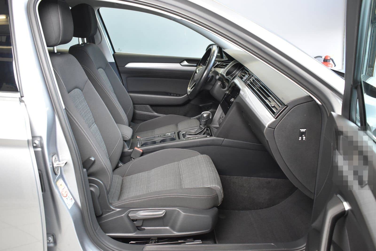 Volkswagen Passat Variant 2.0TDI Business DSG*AHK*LED*ACC foto 15