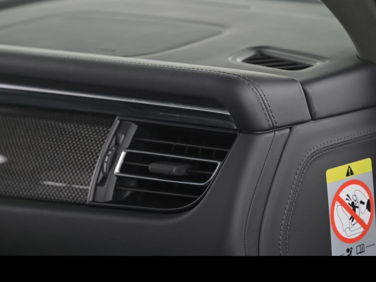 Porsche Macan GTS / PTS Luftfederung Privacyverglasung B foto 25