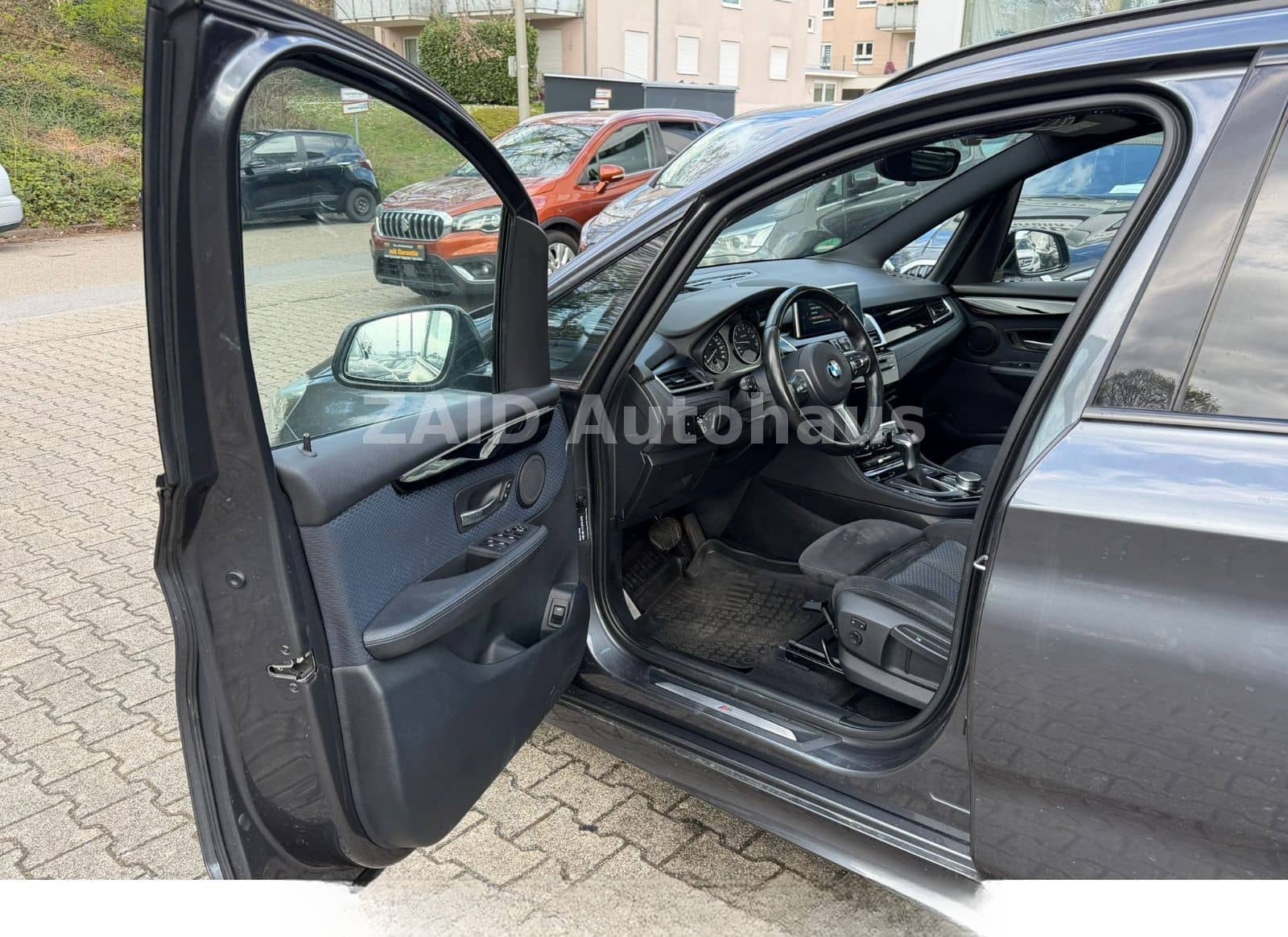 BMW 220i Gran Tourer M Sport*7Sitze*PANO*LED*KA*Head foto 15