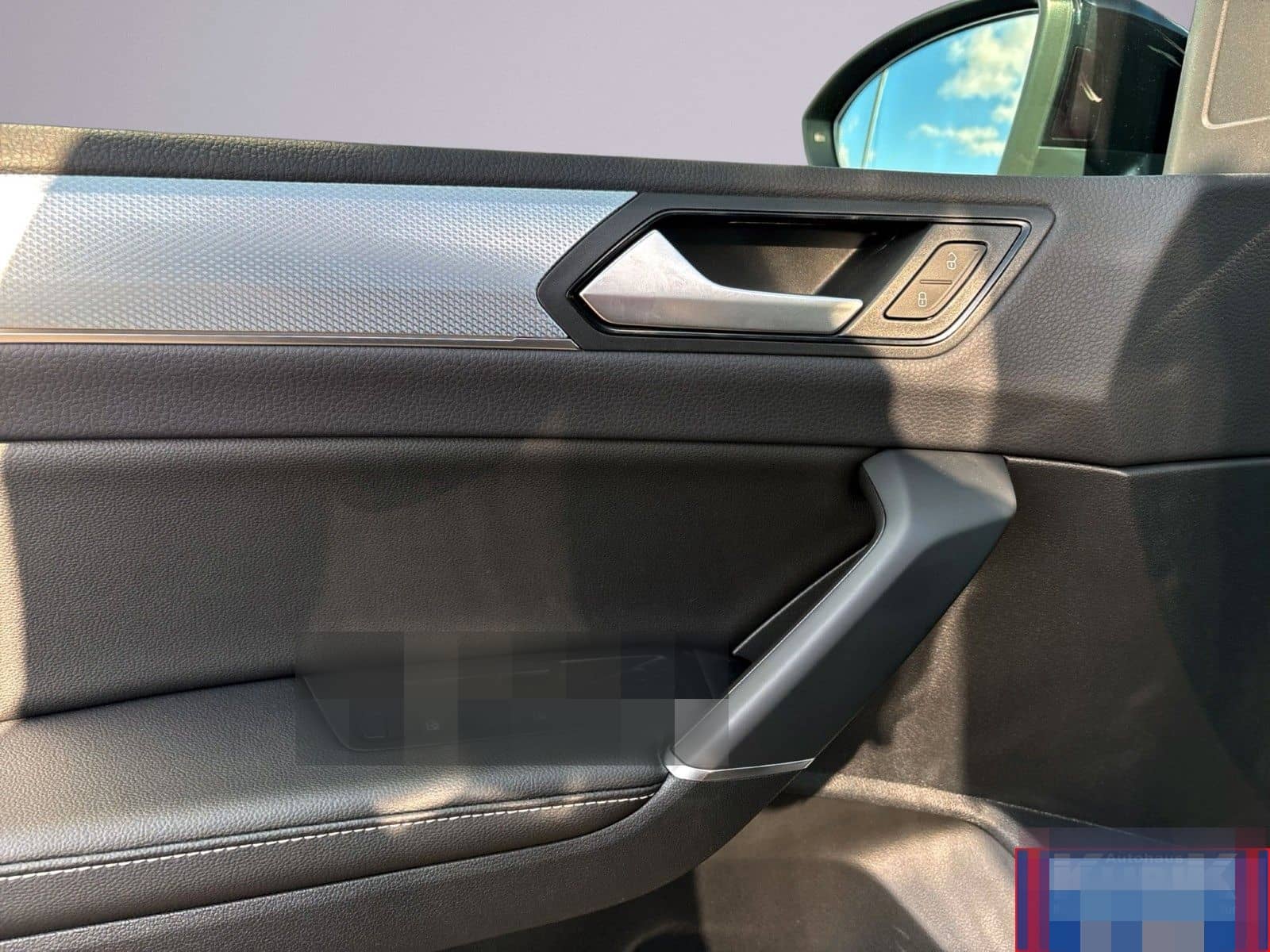 Volkswagen Touran 1.5 TSI R-Line DSG+IQ.Light+AssistPaket+ foto 24